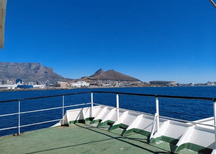 Hydraulic system checks during sea trials in Cape Town